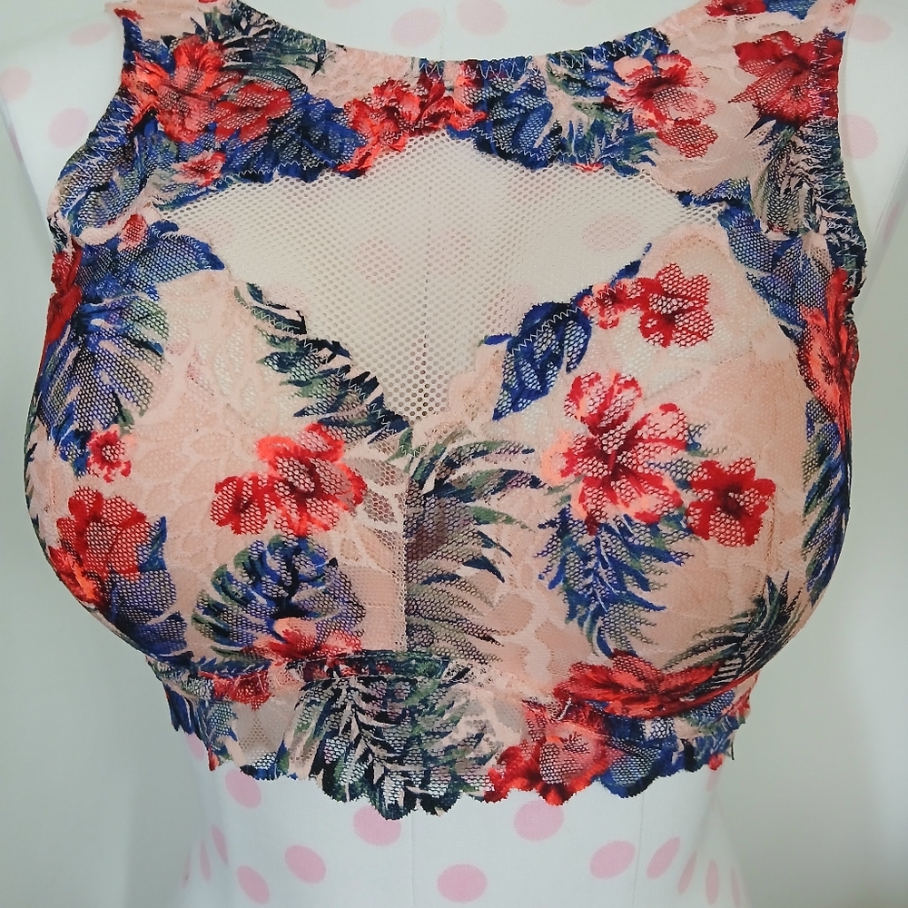 Victoria's Secret Pink High Neck Lace Bralette